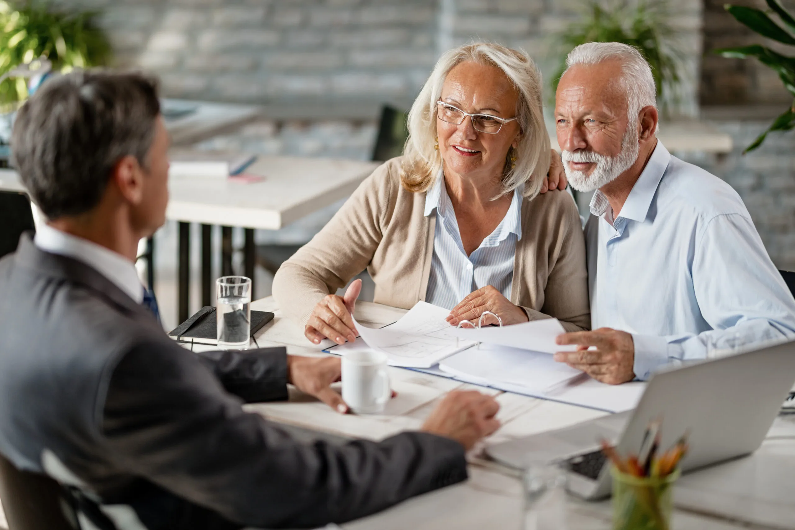 When Does It Make Sense to Convert to Roth? (If Ever!)